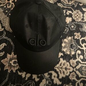 Alo Off Duty Cap